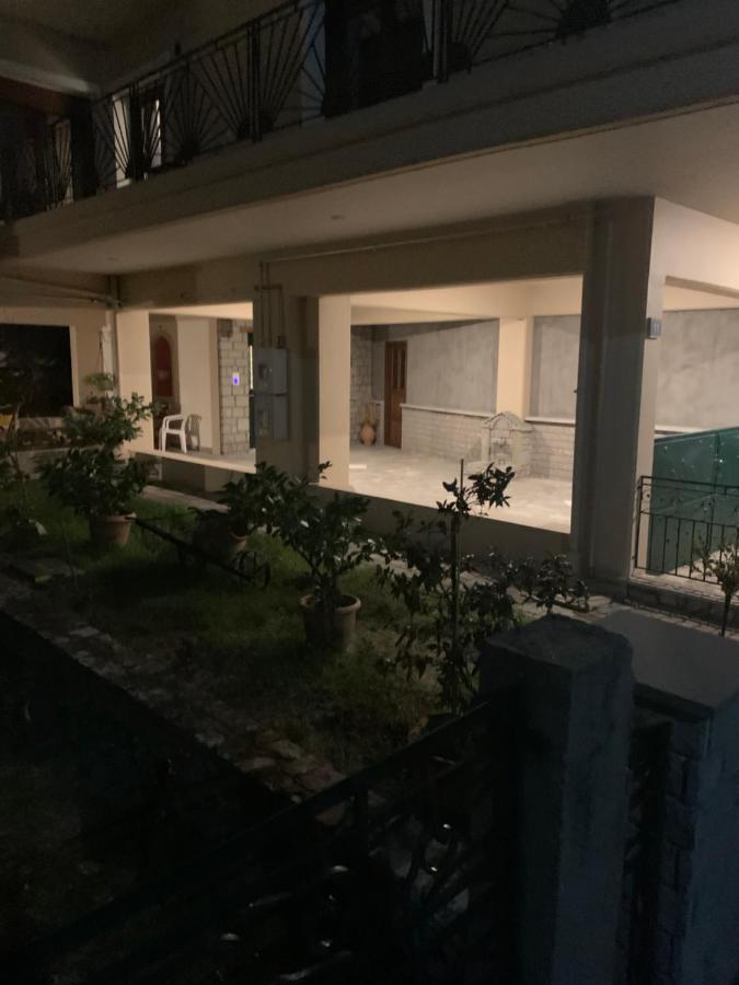 Divine Meteora Luxury Midtown Apartment Kalambaka Exterior photo